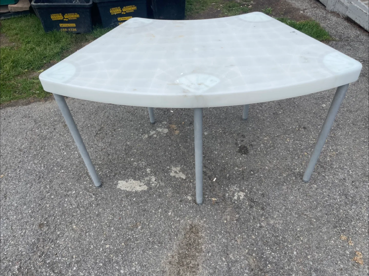White Plastic Table thumbnail