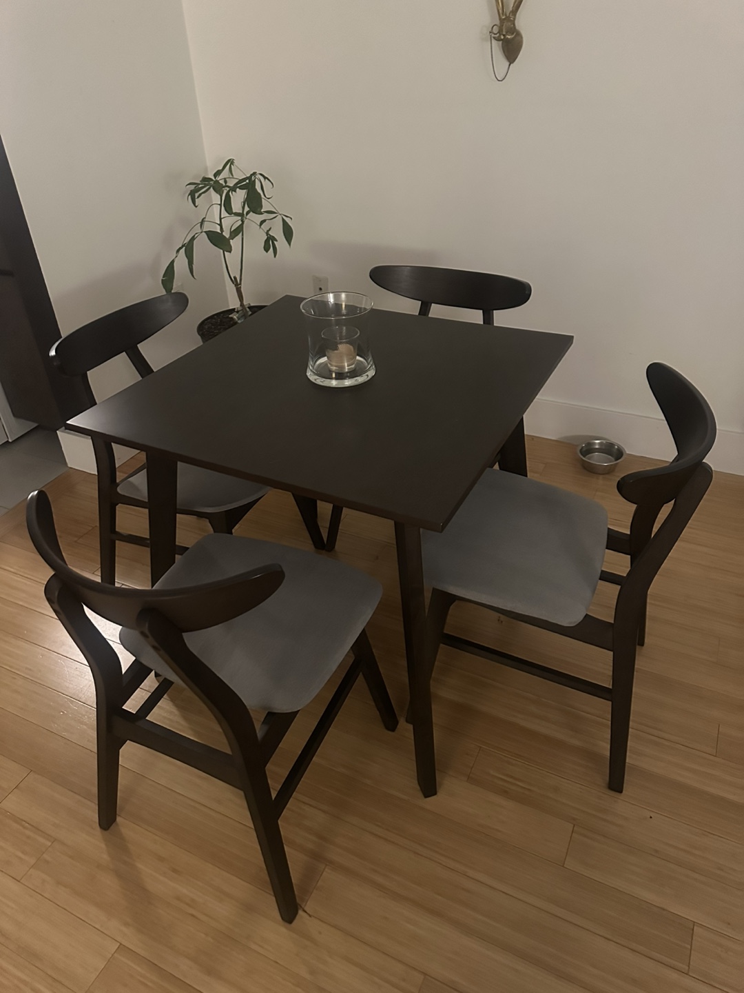 Dining Table Set