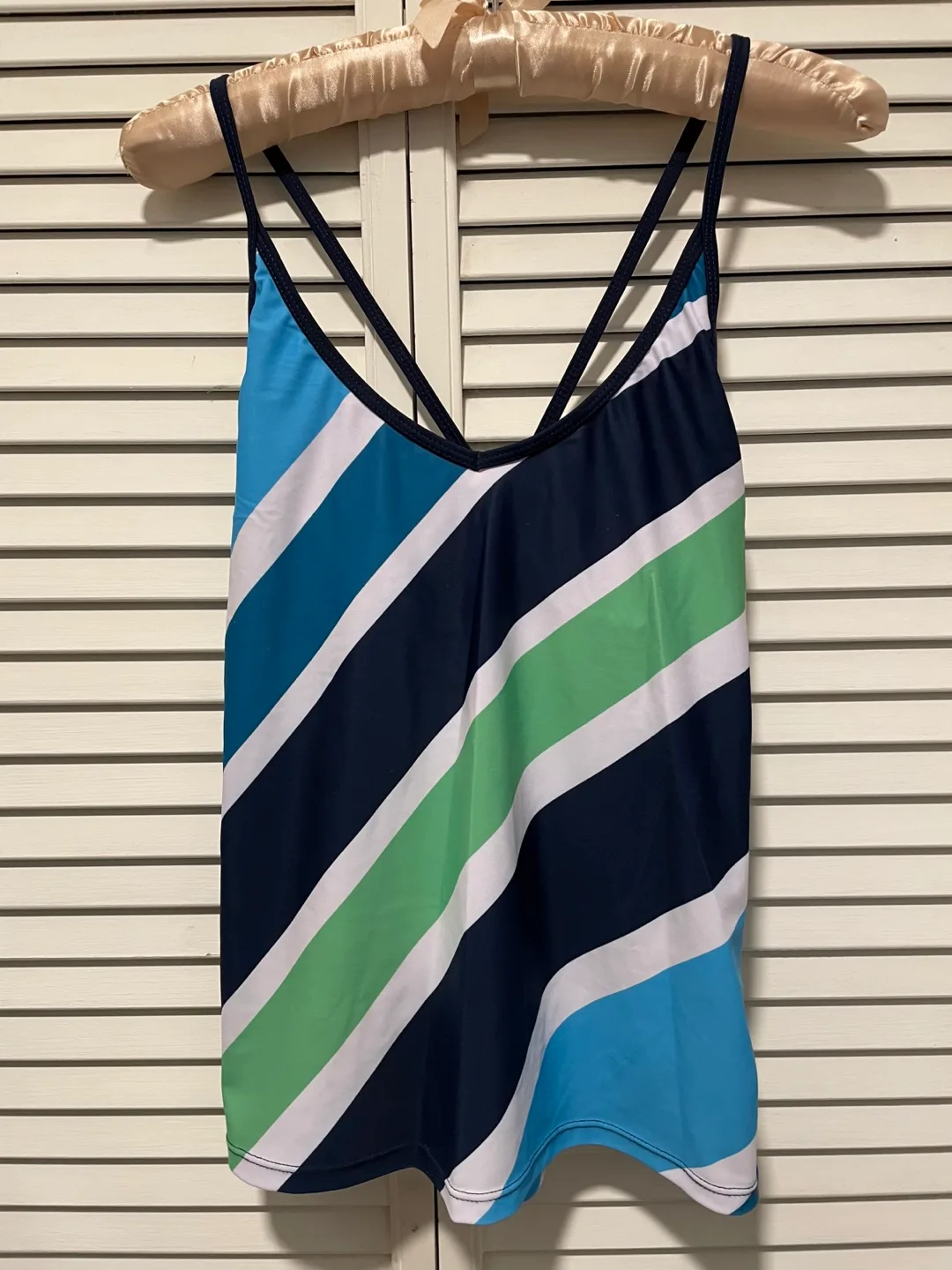 New Nautica Two-Piece Tankini Swimsuit - Medium thumbnail
