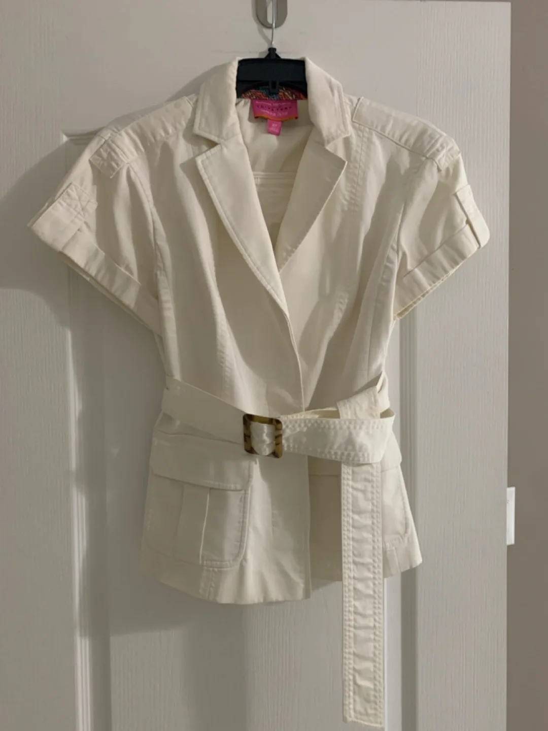 Banana Republic Trina Turk Short Sleeve Blazer image indicator(3)