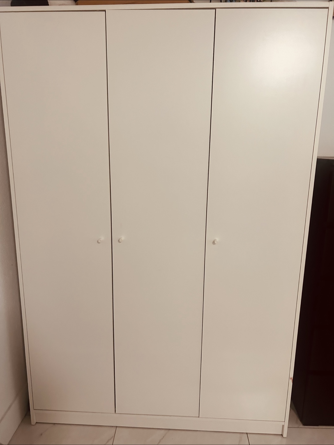 White wardrobe