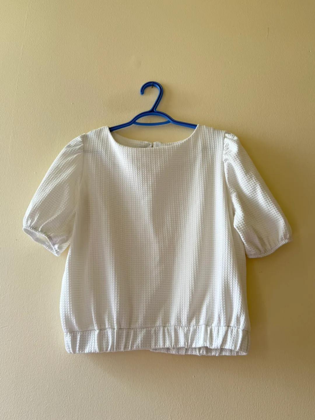 FREE Knit Puff Sleeve Tops image indicator(2)