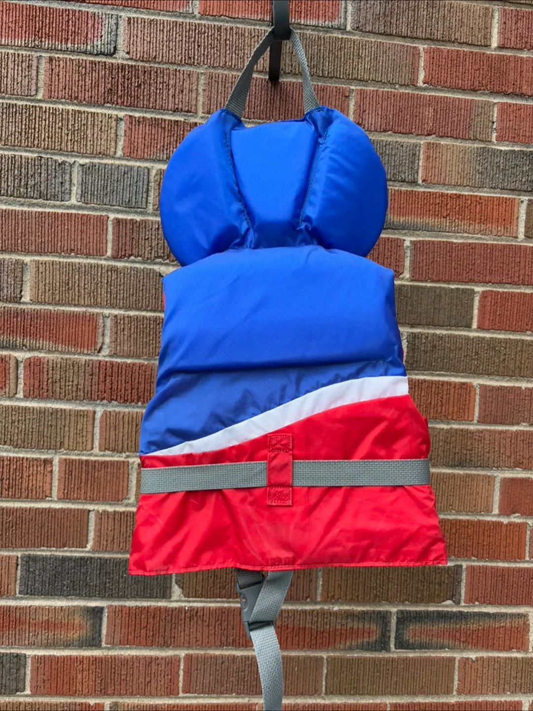 Fluid toddler life jacket image indicator(2)