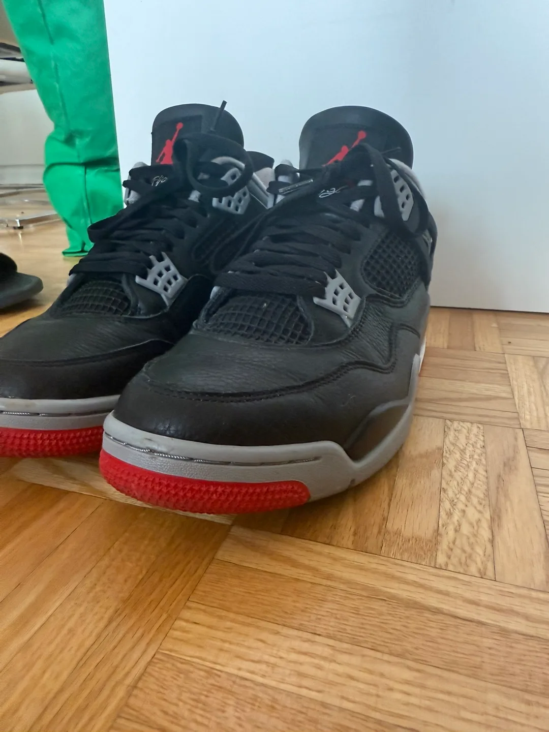 Air Jordan 4 Bred Reimagined image indicator(2)