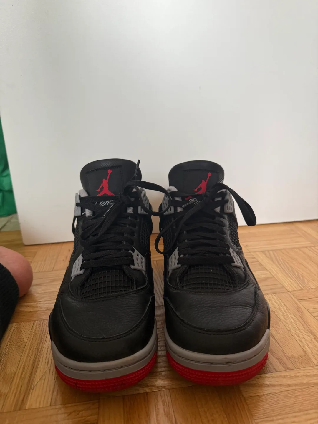 Air Jordan 4 Bred Reimagined image indicator(4)