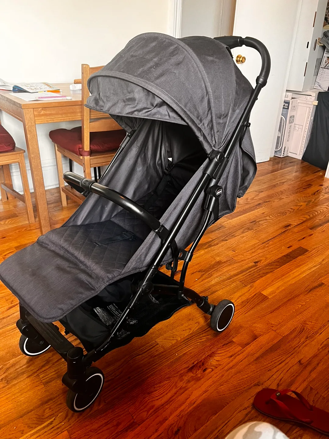 Easily foldable travel stroller image indicator(2)