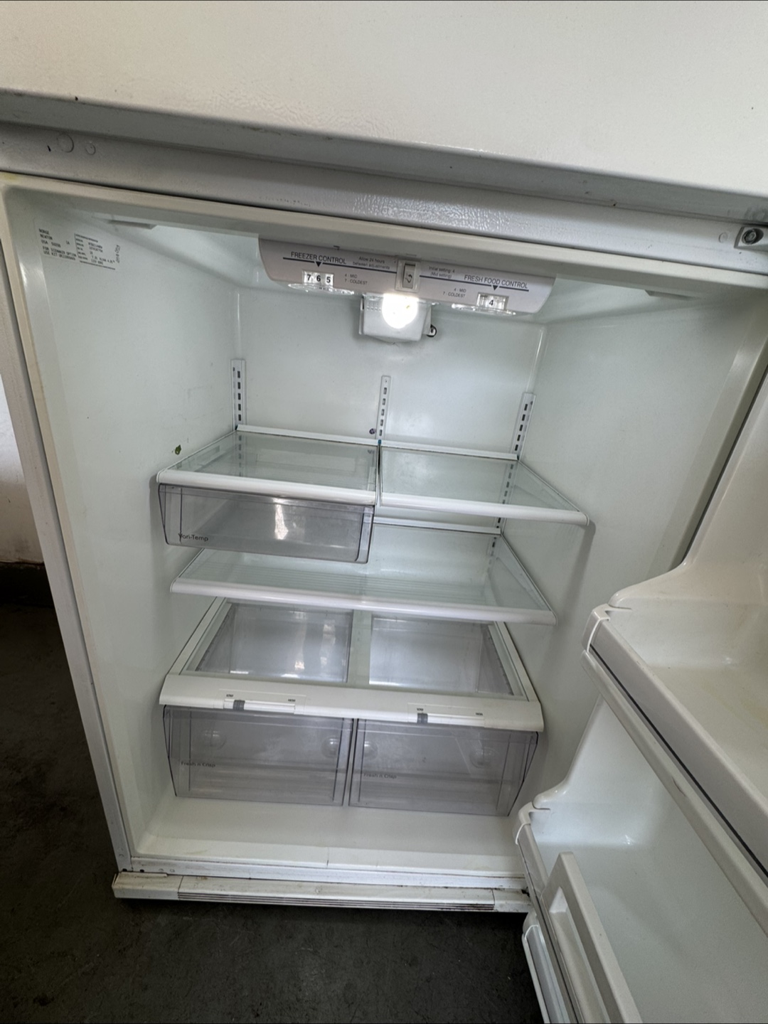 Norge Top/Bottom Refrigerator in working condition