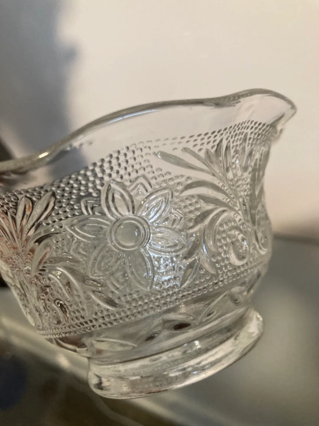 4 Small Glass Bowls image indicator(3)