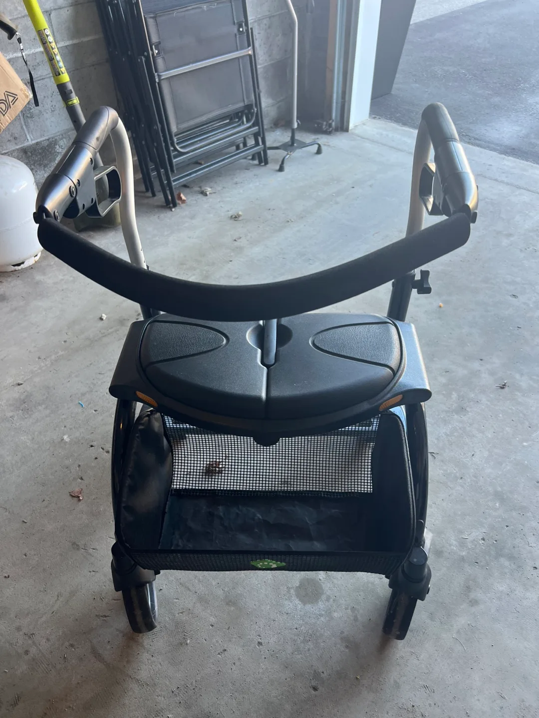 Evolution Senior Walker image indicator(2)