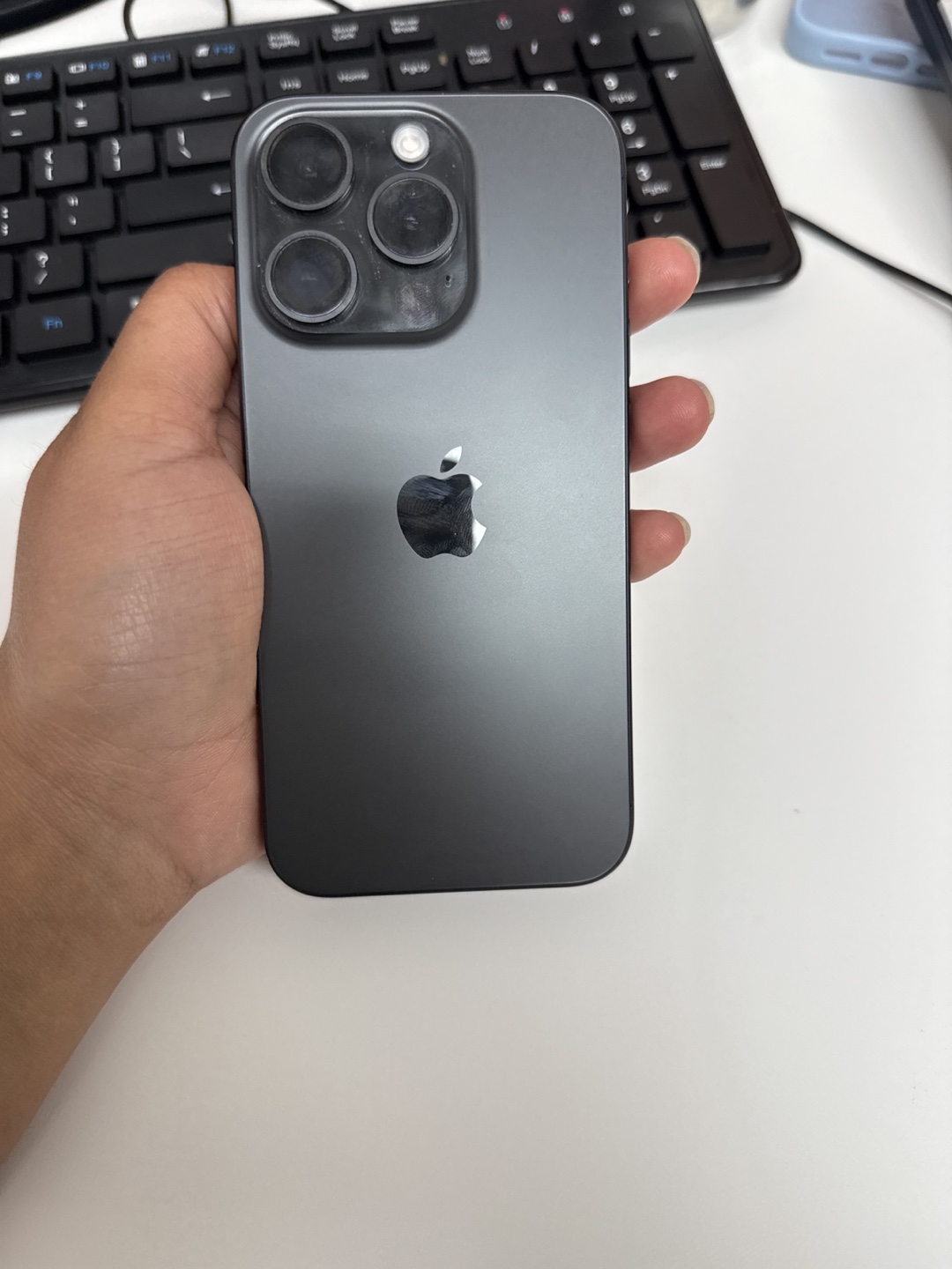 black iphone 15 pro battery health 91% 128 GB - photo 3