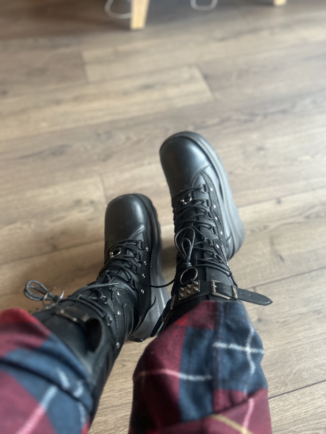 Black Platform Boots - photo 3