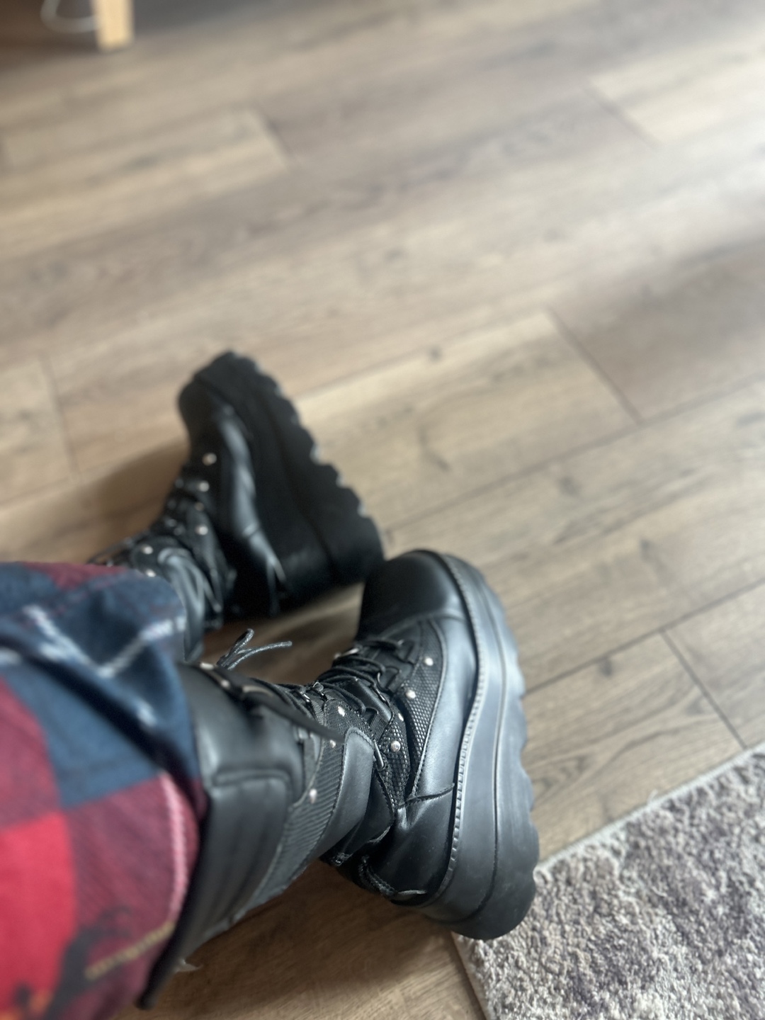 Black Platform Boots - photo 4