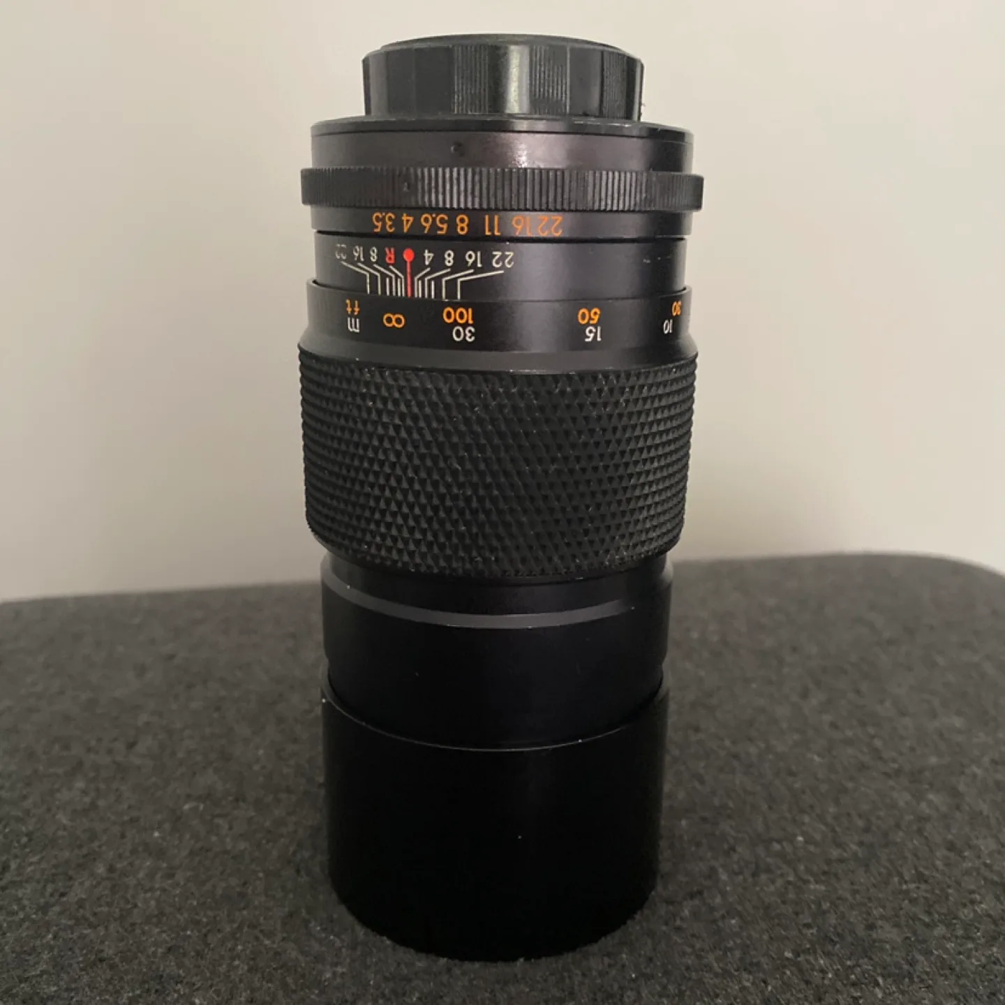 Zenit-E 35mm Film SLR + Helios-44-2 58mm f/2 + 200mm f/3.5 Lens image indicator(8)