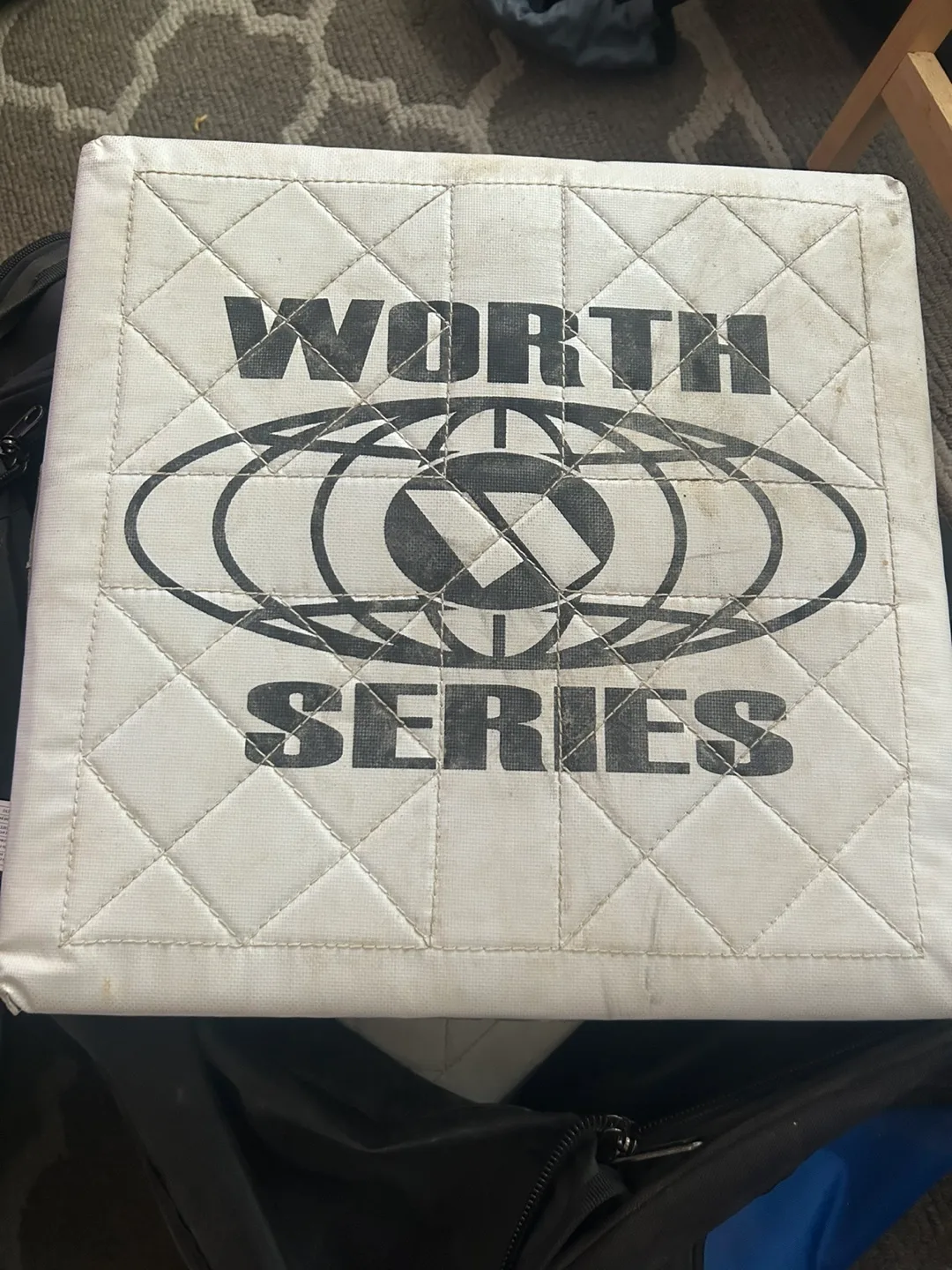 3 Worth Series Bases + Pegs / Full set thumbnail