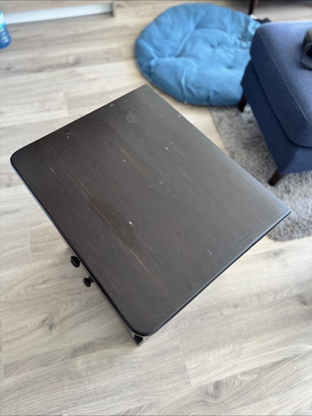 2 drawer wooden night stand - photo 2