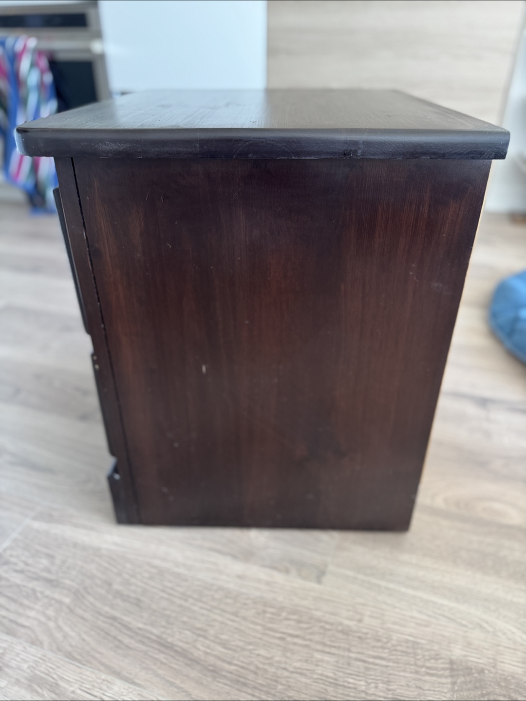 2 drawer wooden night stand - photo 4