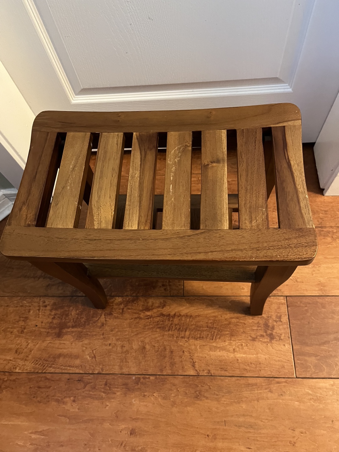 Wooden bench - photo 2