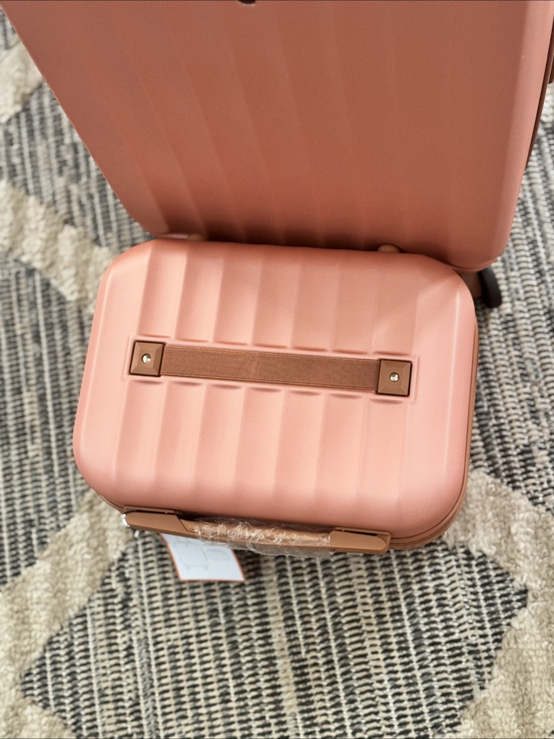 4-Piece Luggage Set TSA Locks Spinner Wheels - photo 4