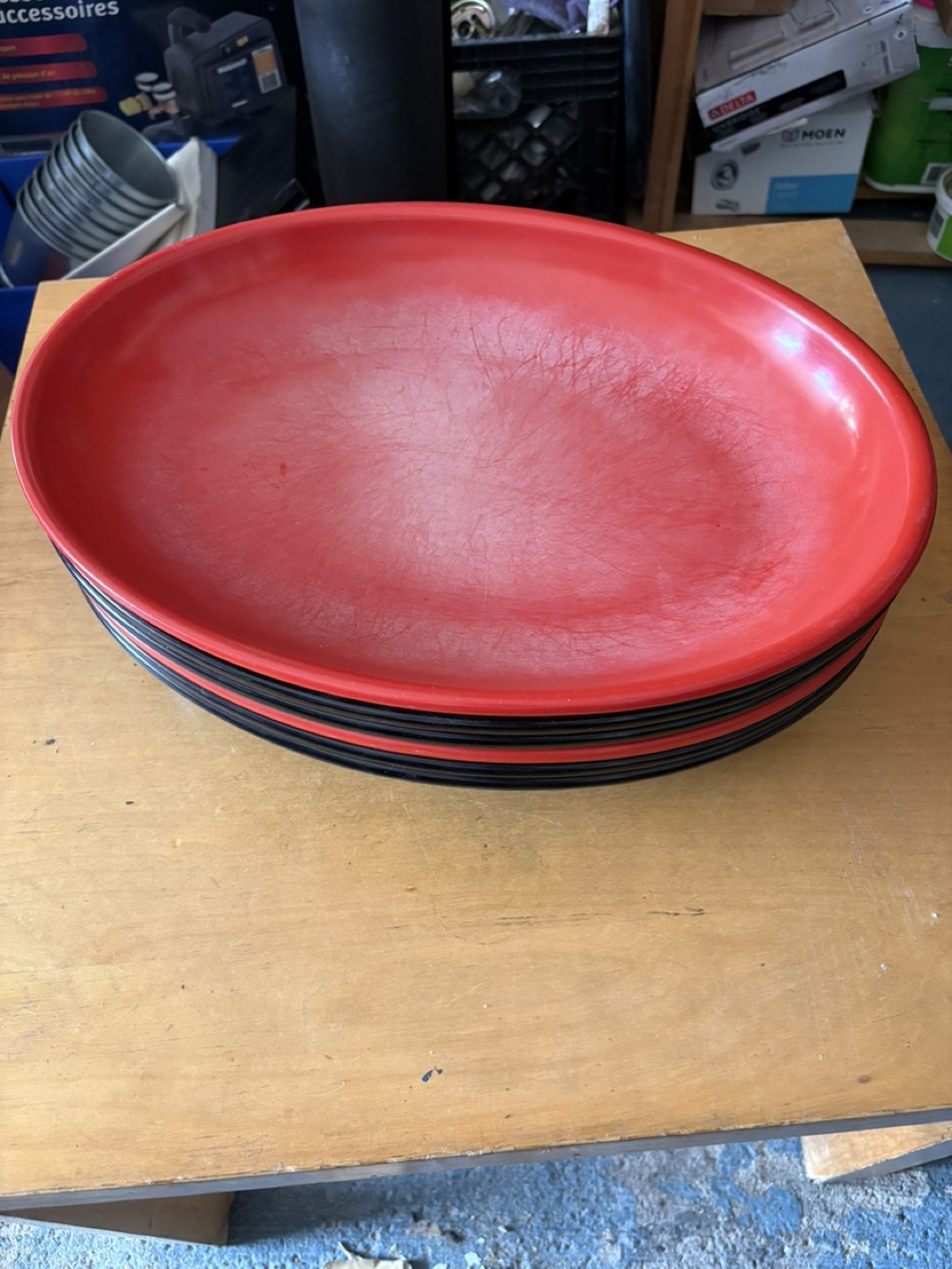 Set of Red and Black Serving Plates - photo 4