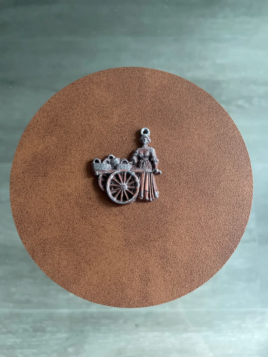 Vintage Metal Pendant thumbnail