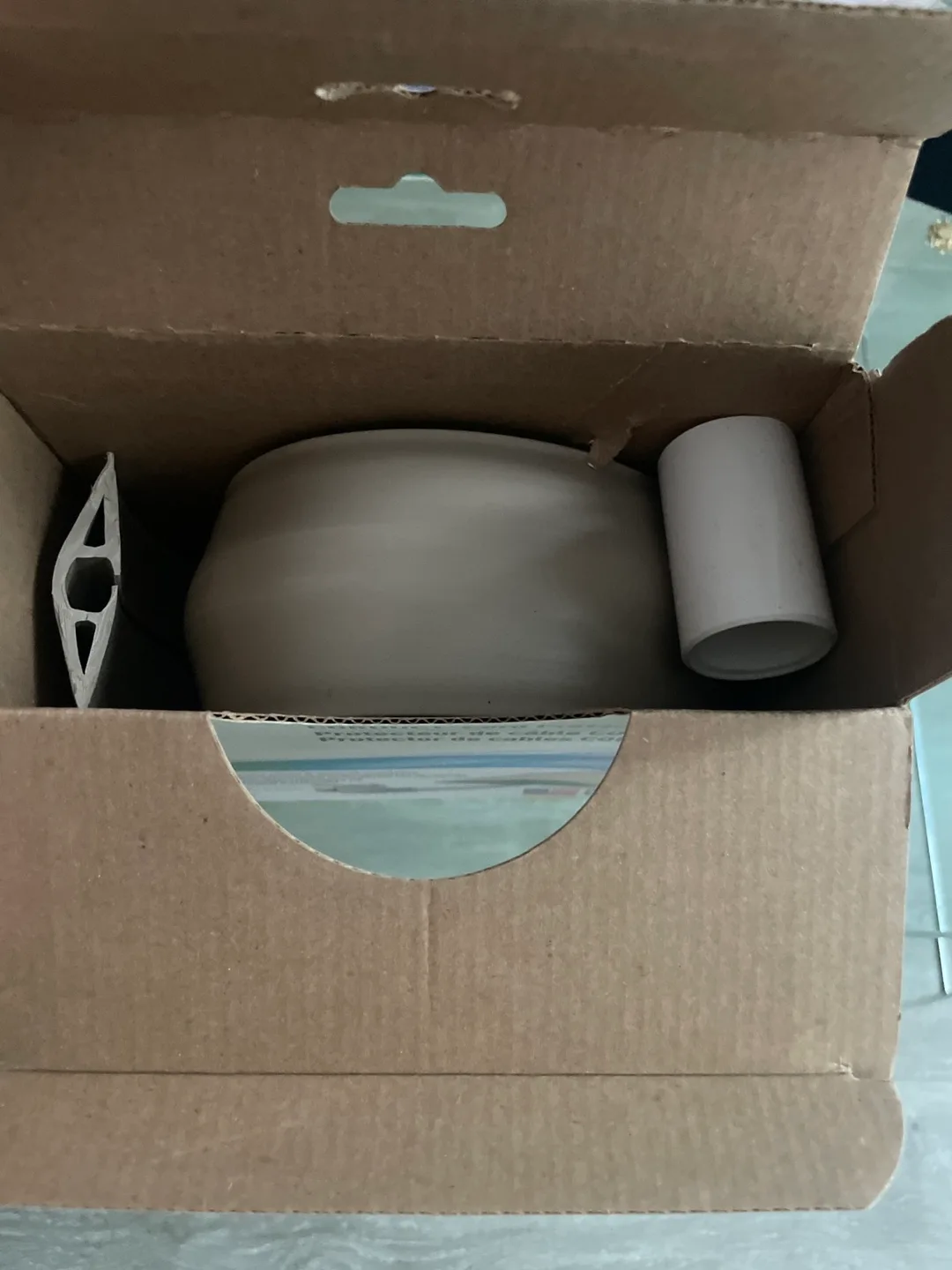 Legrand Corduct Cord Protector image indicator(2)