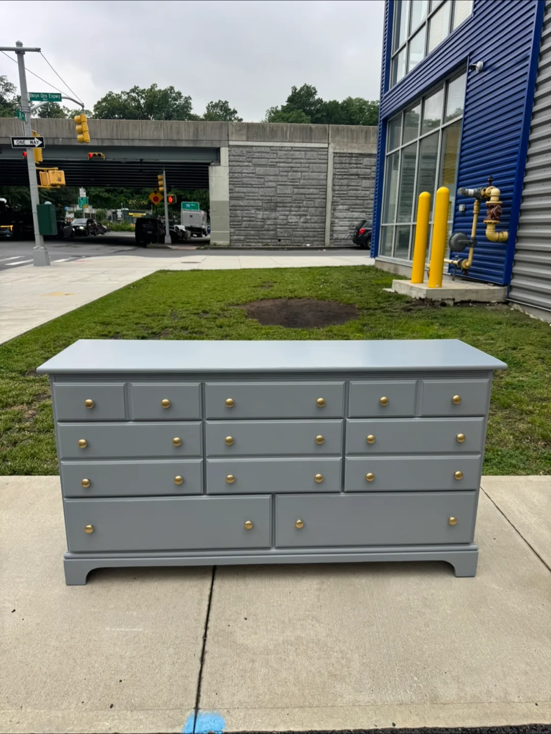 Free delivery double wood dresser thumbnail