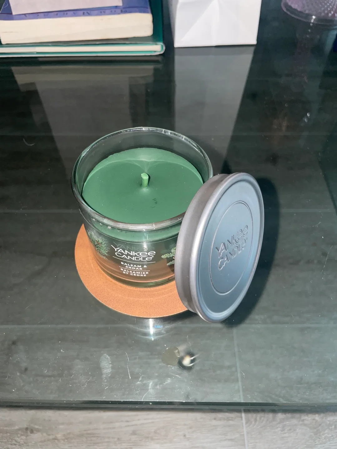 Yankee Candle - Balsam & Cedar thumbnail