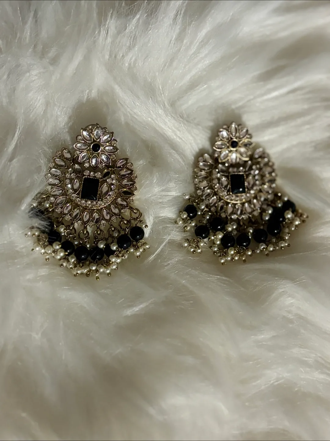 Gorgeous Statement Earrings thumbnail