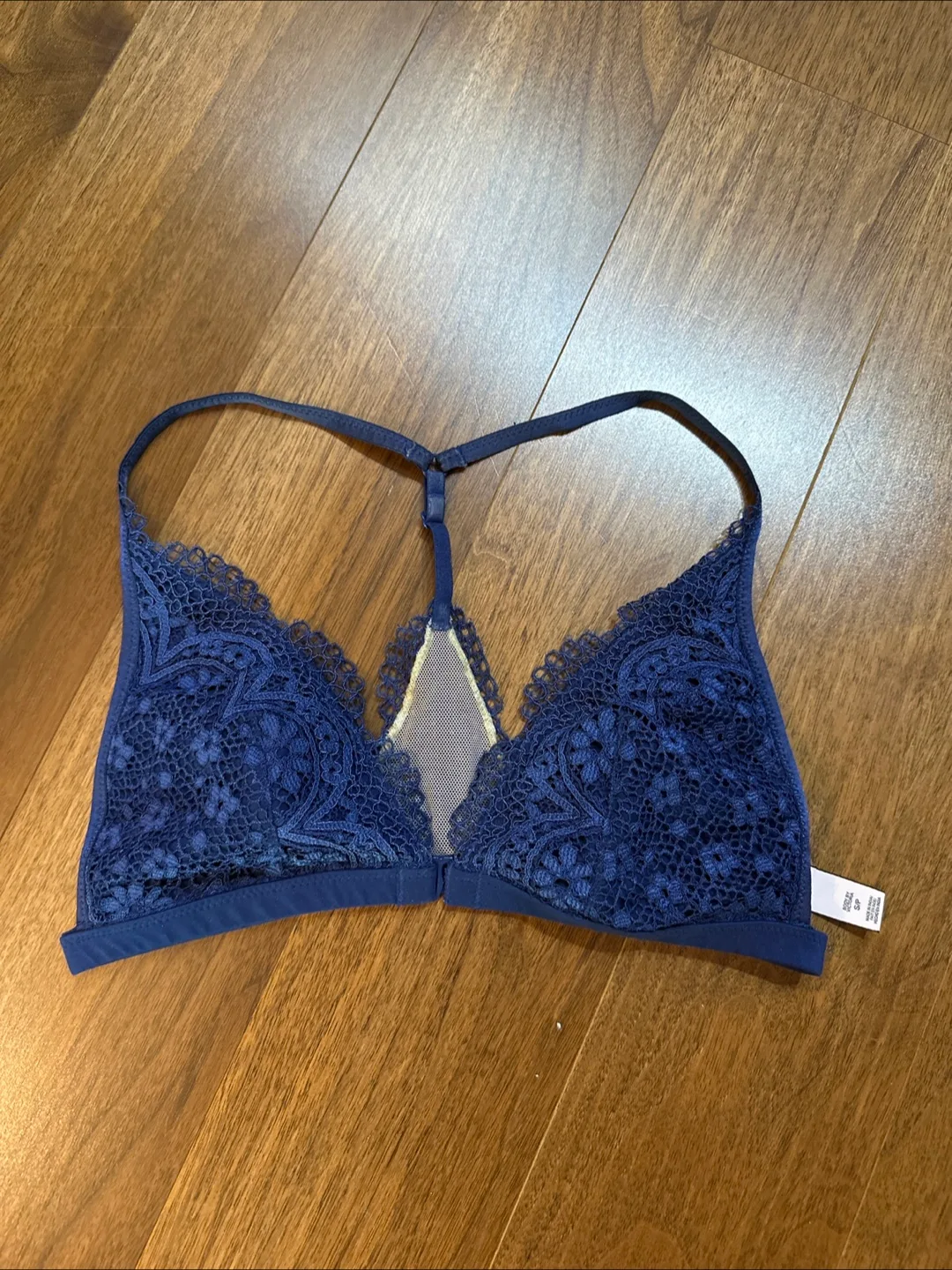 Victoria’s Secret Bralette thumbnail