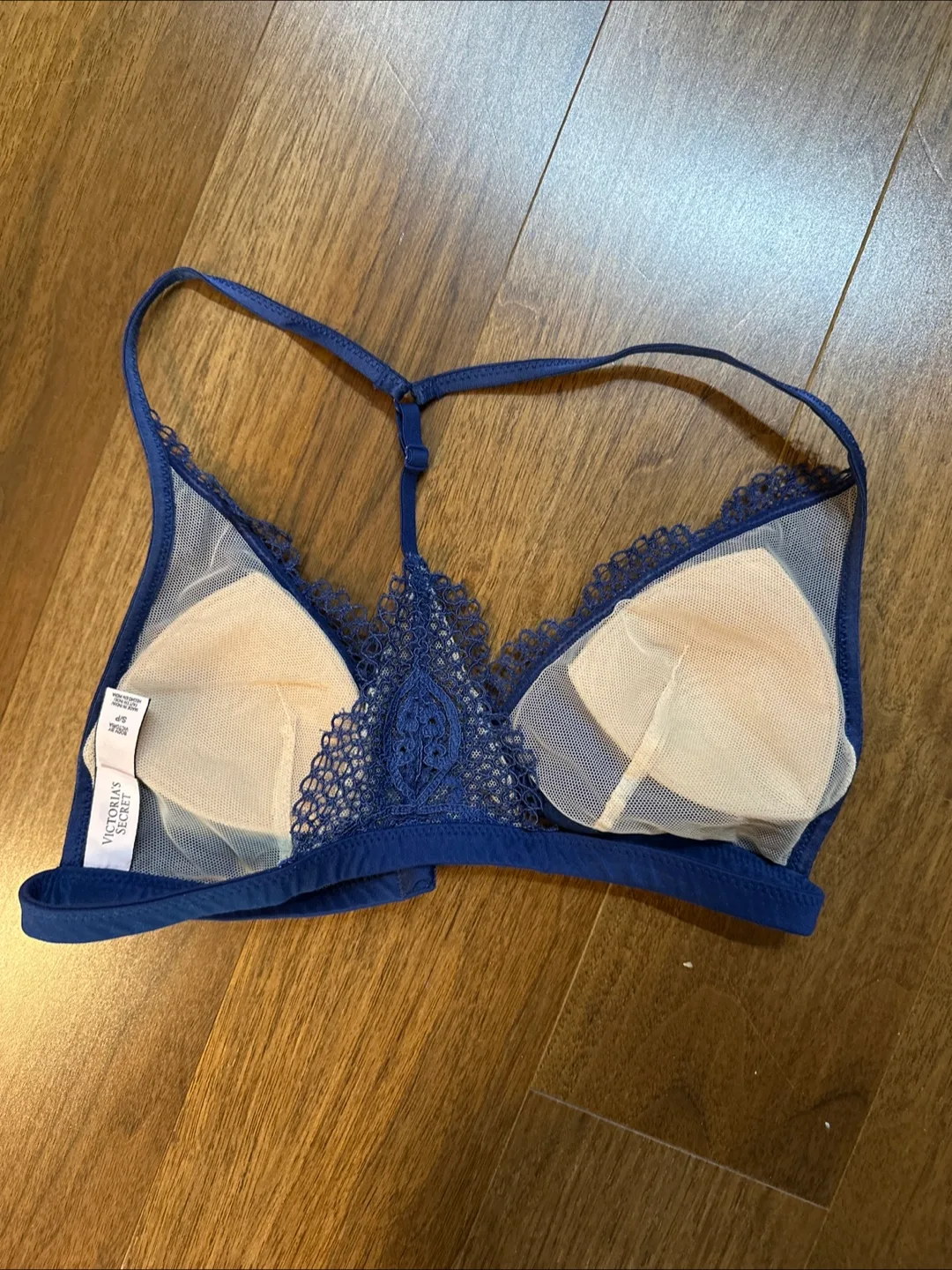 Victoria’s Secret Bralette image indicator(3)