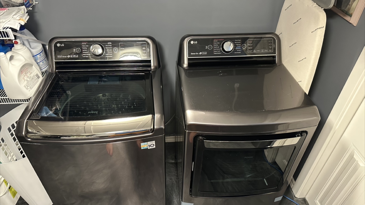 LG Washer and Dryer Set