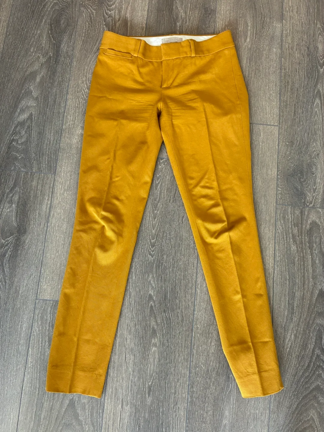 Banana Republic Sloan Fit Trousers thumbnail