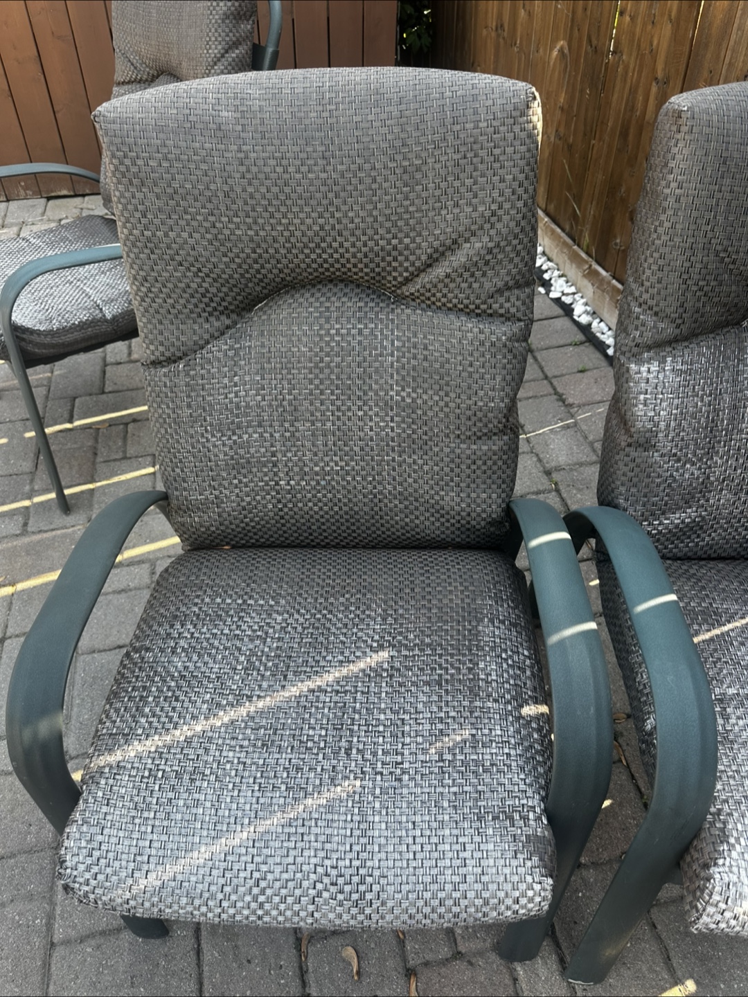 Outdoor Chairs with Cushion (3 chairs) - photo 3