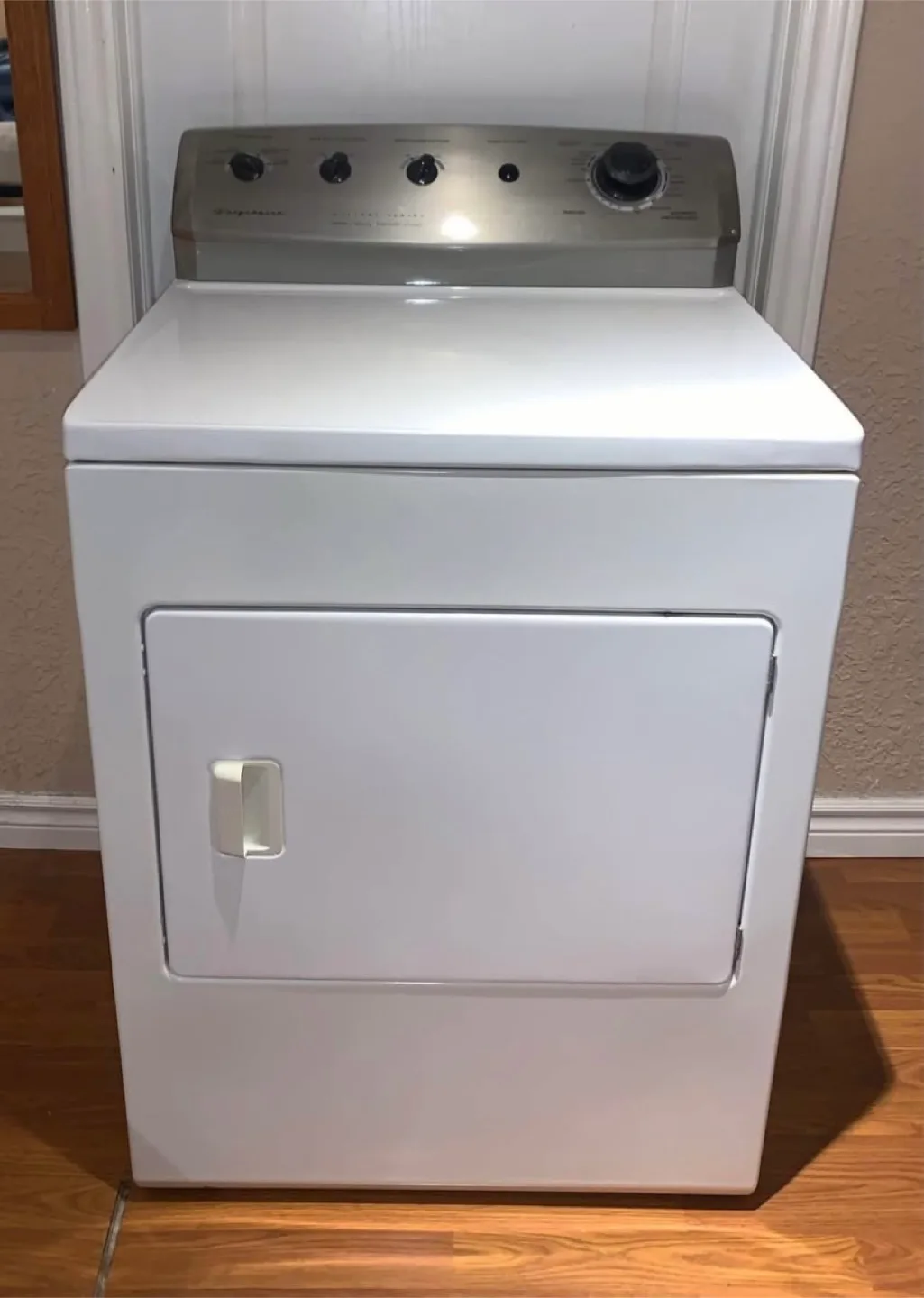 Laundry Set (Excellent Condition) image indicator(2)