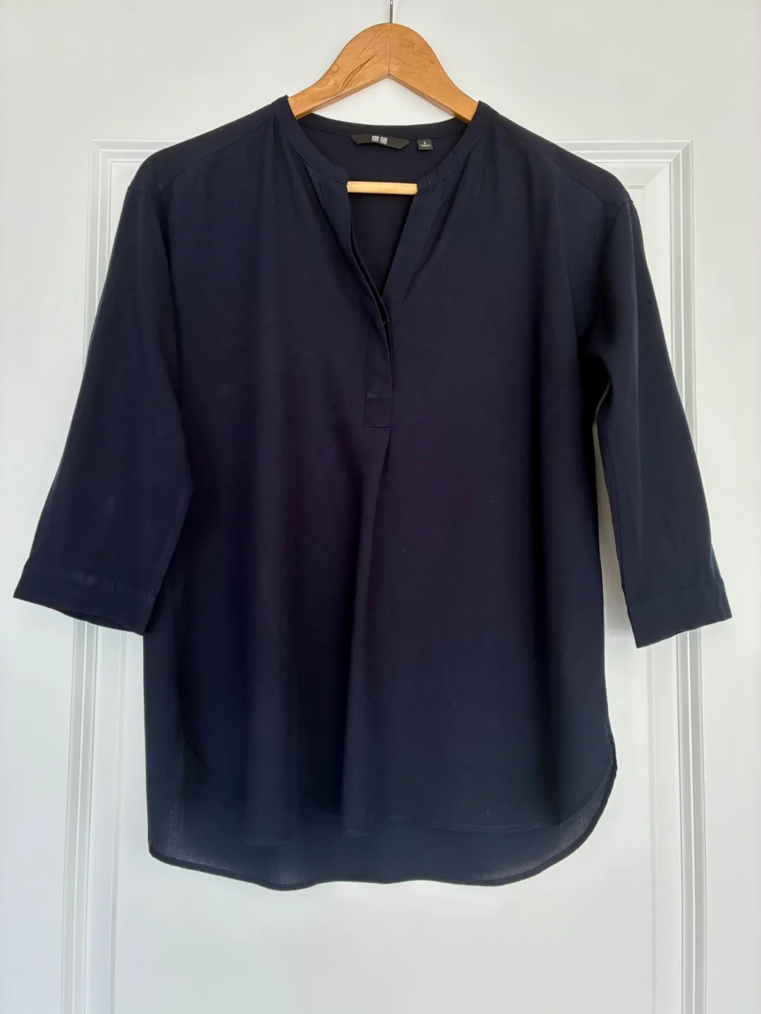UNIQLO Navy Blue Blouse thumbnail