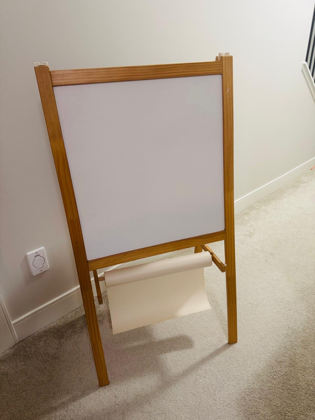 Garage sale IKEA, Softwood  children's black & white board - photo 2