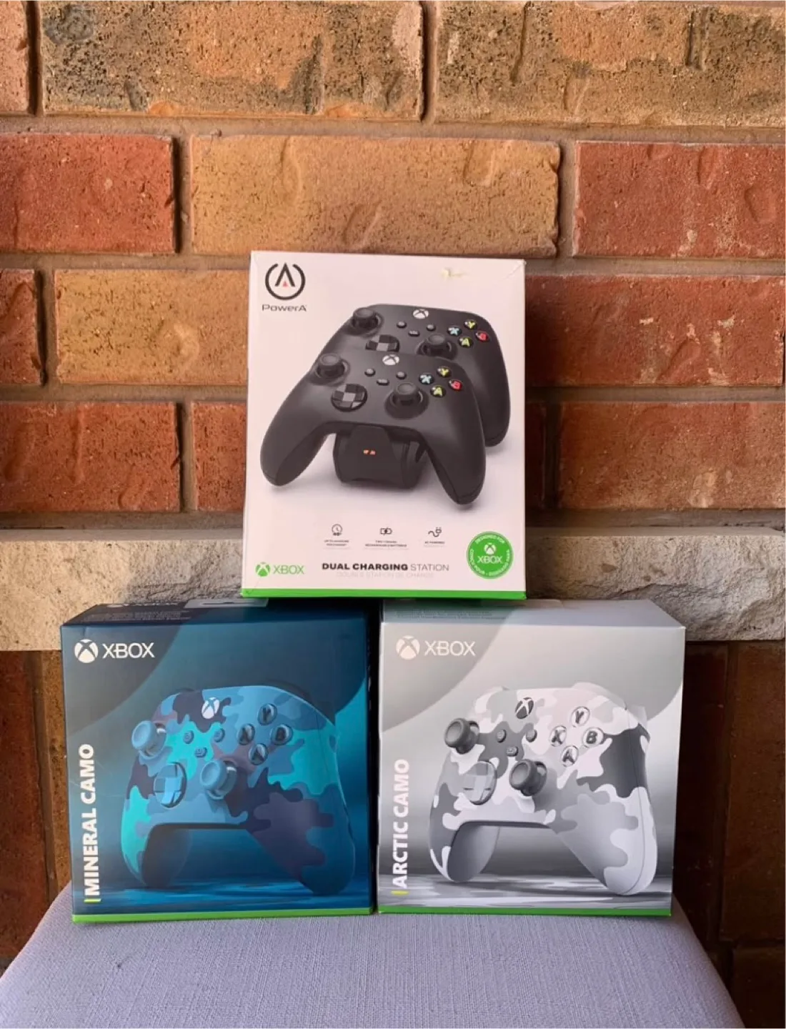 X-Box Power A Brand New Dual Charging Station image indicator(5)