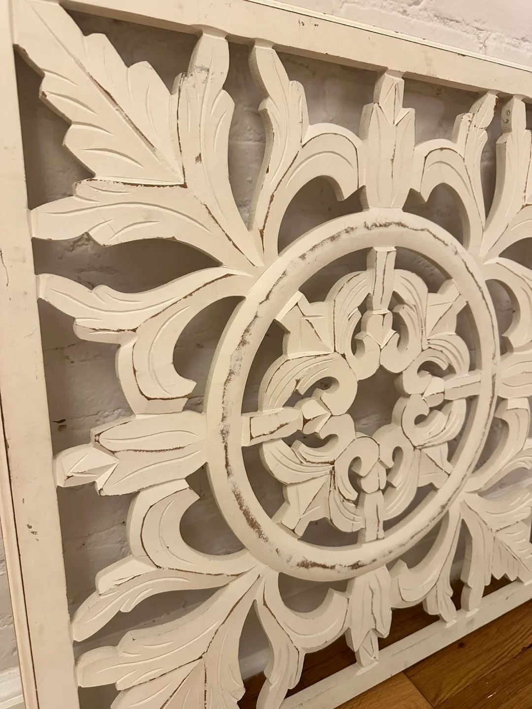 White Floral Wooden Wall Decor image indicator(2)