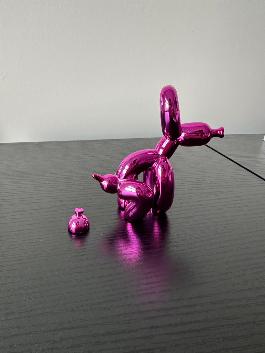 Purple Metallic Balloon Dog Sculpture thumbnail