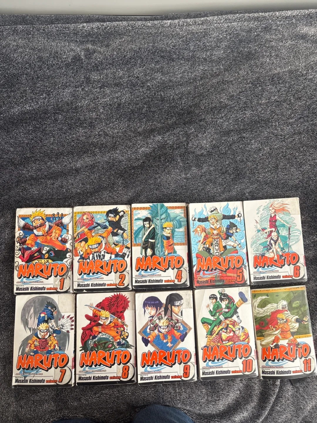 Naruto Manga Volumes 1-11 thumbnail
