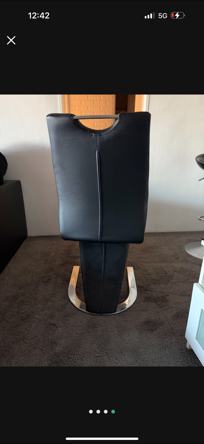 Black Upholstered Chair - photo 2