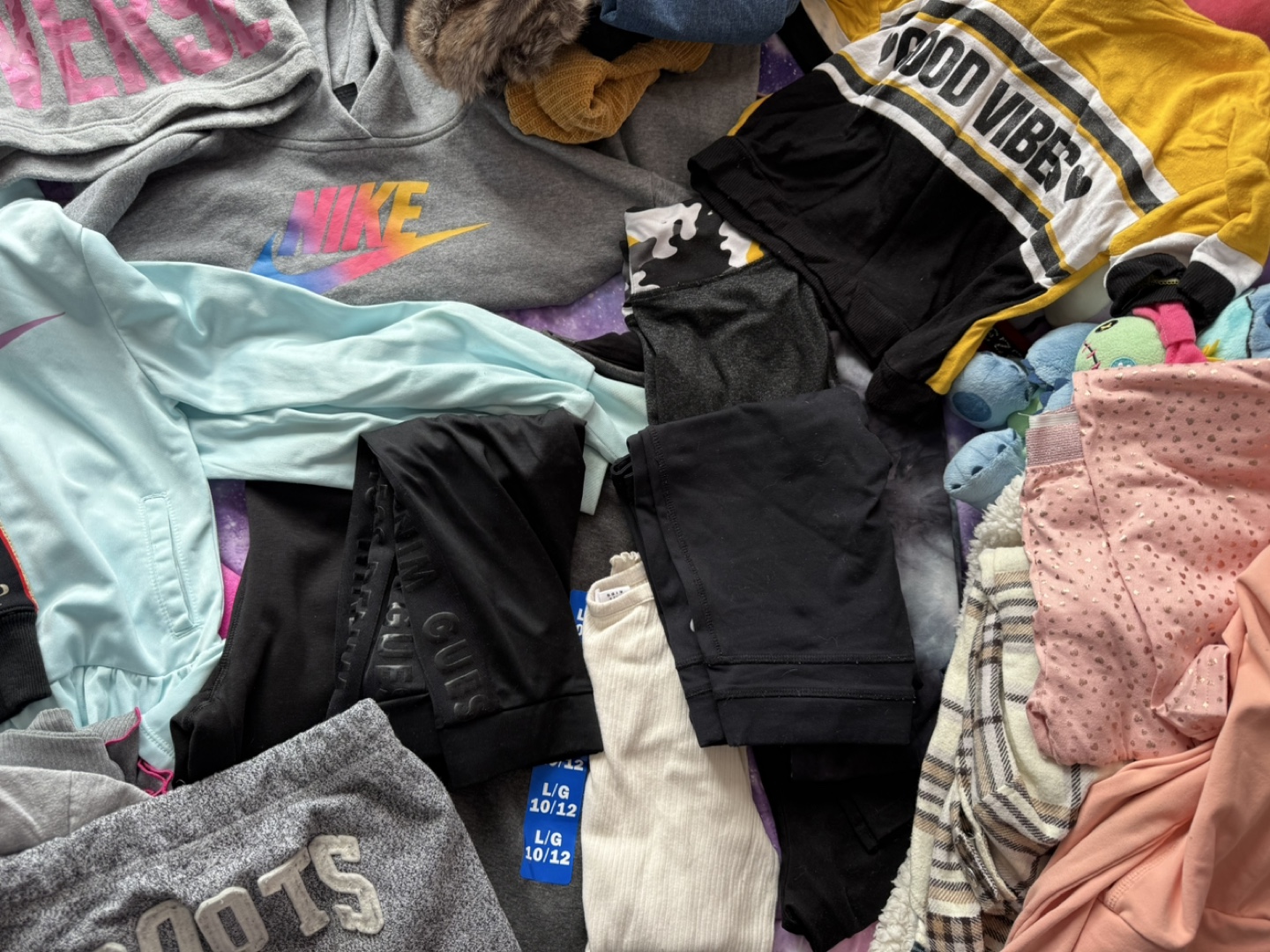 Assorted girl’s clothing bundle - photo 5