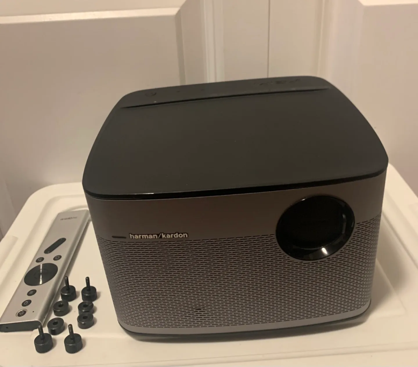 XGIMI Harman Kardon 4K Projector image indicator(4)