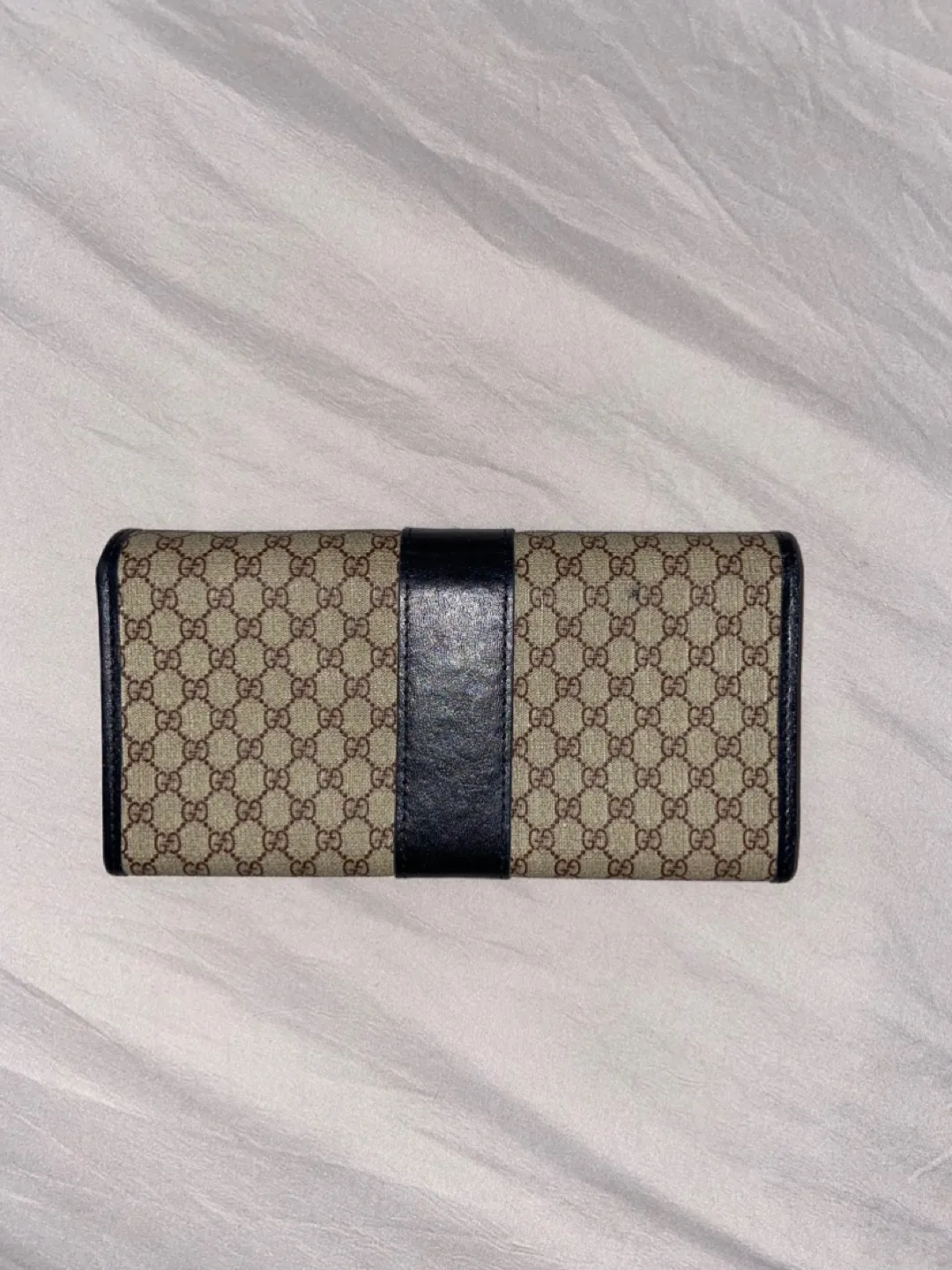 Gucci Wallet image indicator(3)