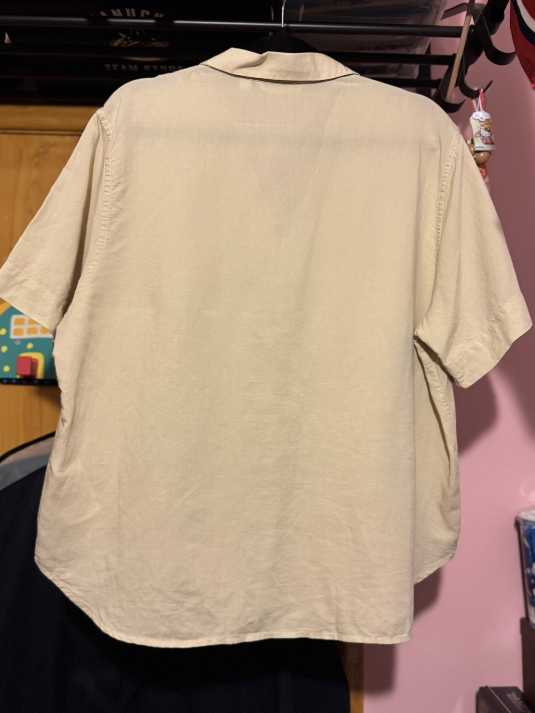 Uniqlo Cream Button-Up Blouse - photo 2