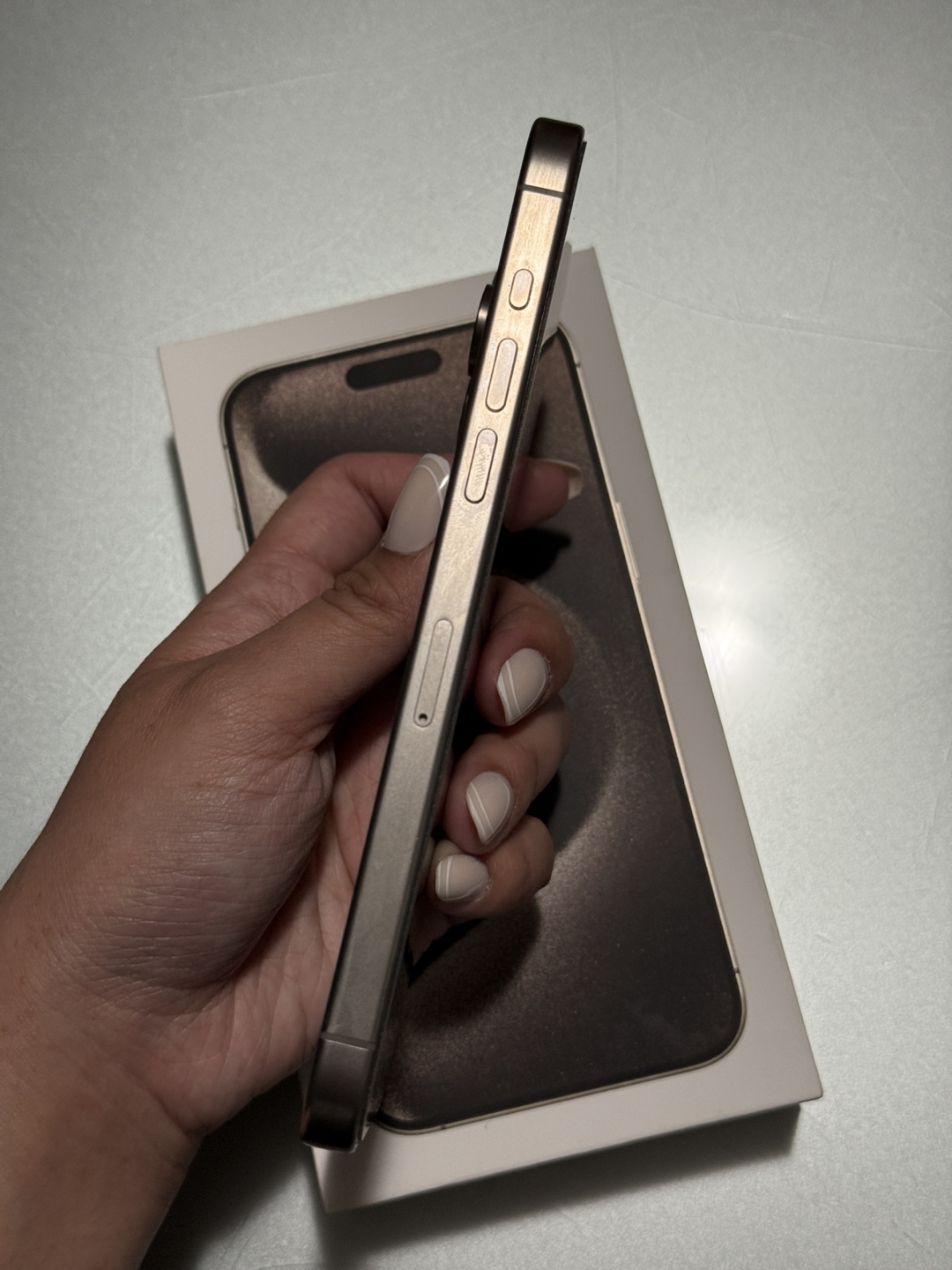 iPhone 15 Pro Max, 256Gb, Natural Titanium - photo 3