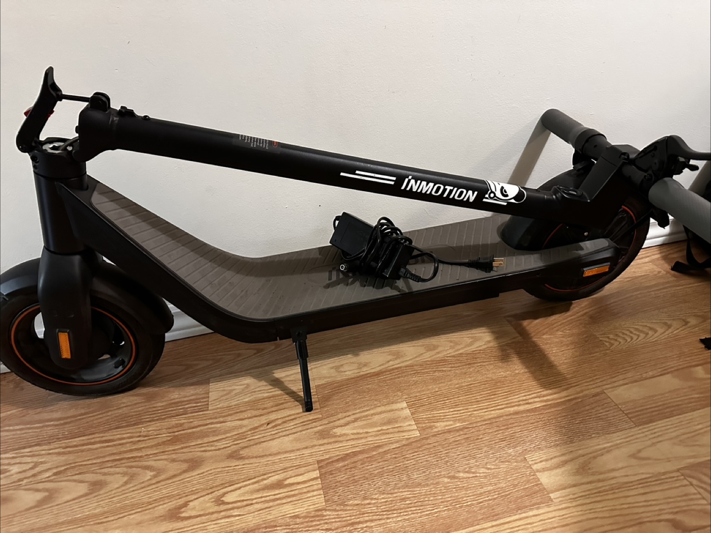 Inmotion Electric Scooter - photo 4