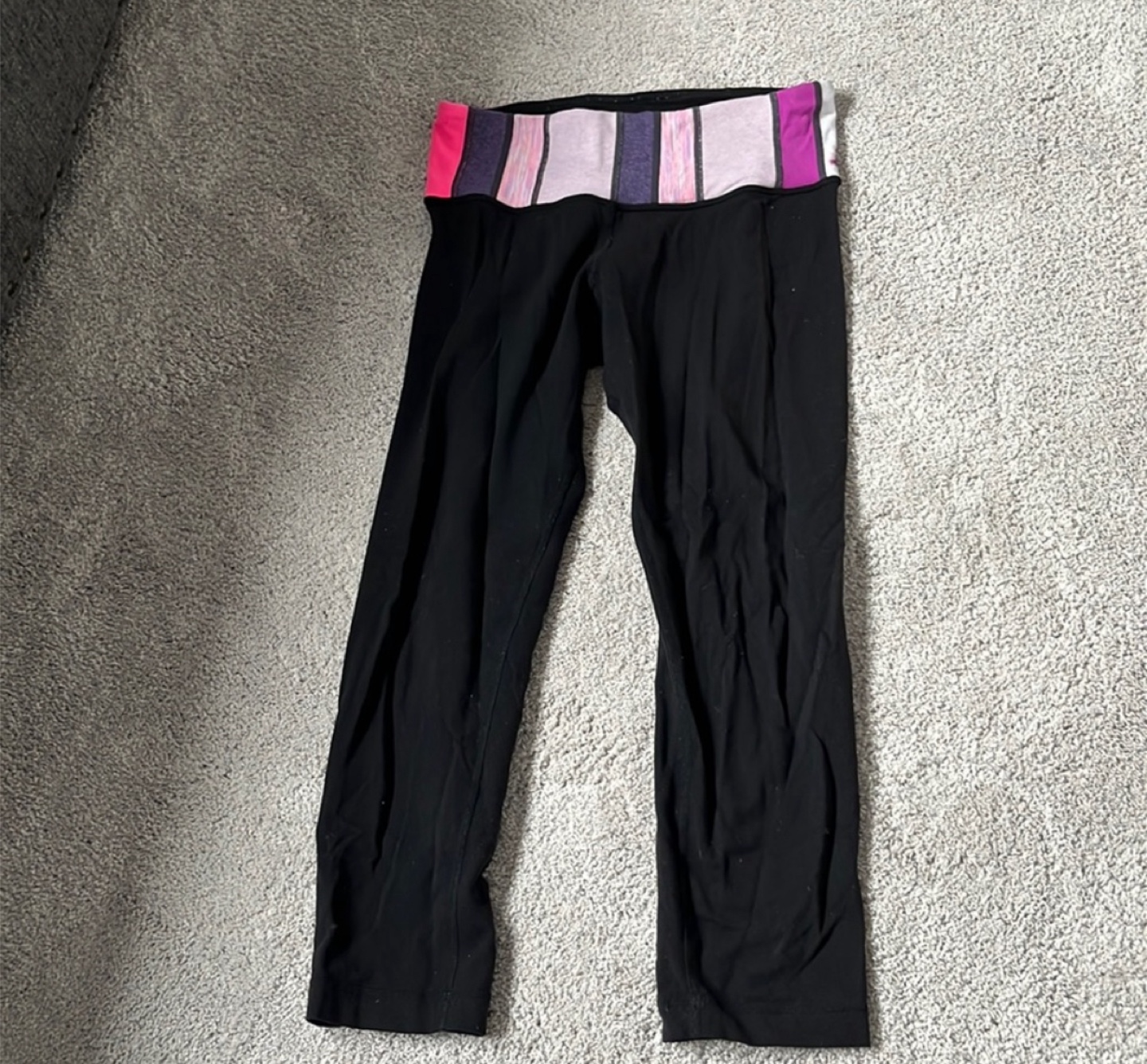 Lululemon Black capri leggings