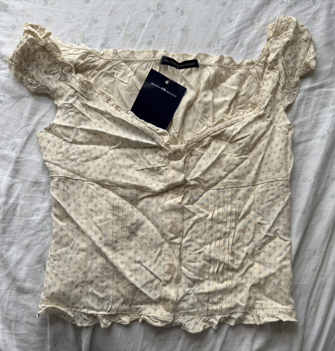 BNWT Brandy Melville New Cream Button Top