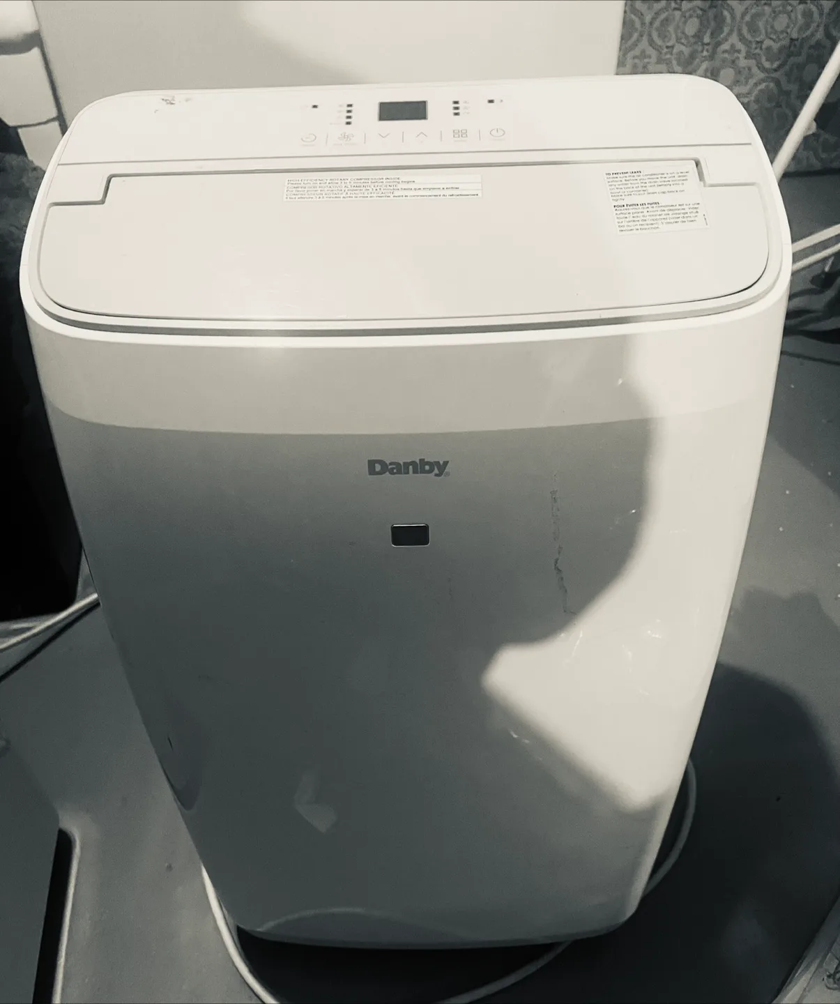 2 Portable Air Conditioner Unit. TCL has remote. thumbnail